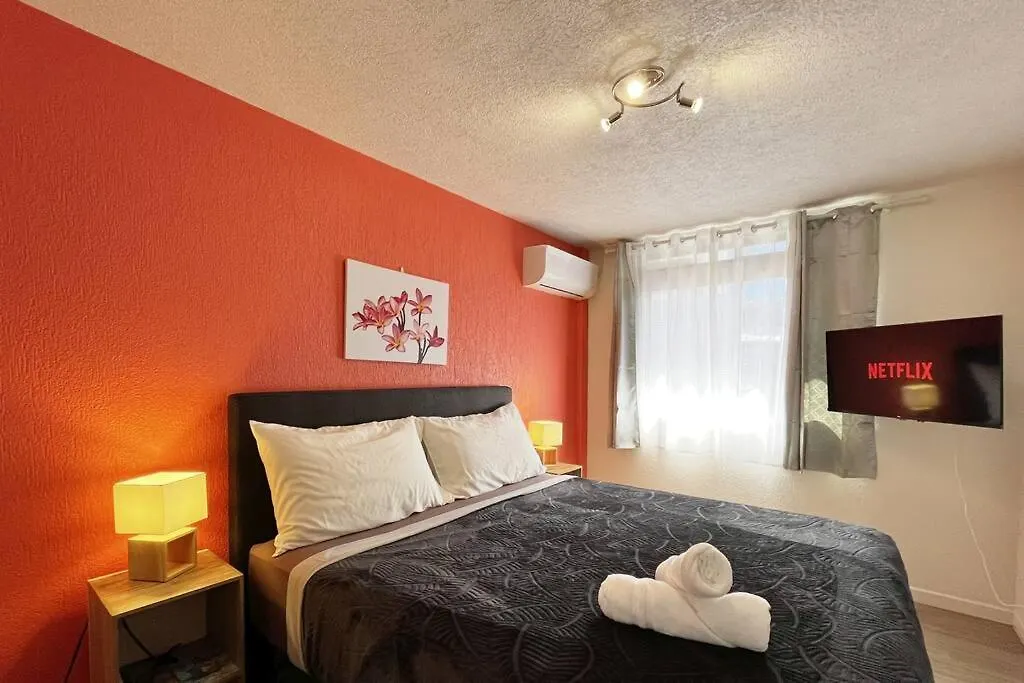 Heipoe Lodge - 6 Min Airport, Wifi, Ac & Parking Papeete  Appartement